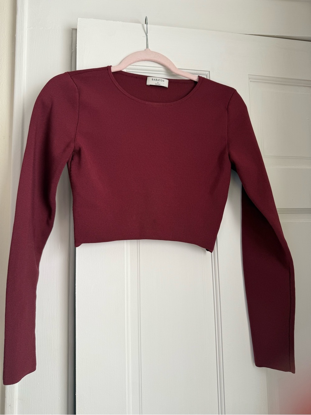 Babaton by Aritzia Burgandy Long-Sleeve Cropped Top